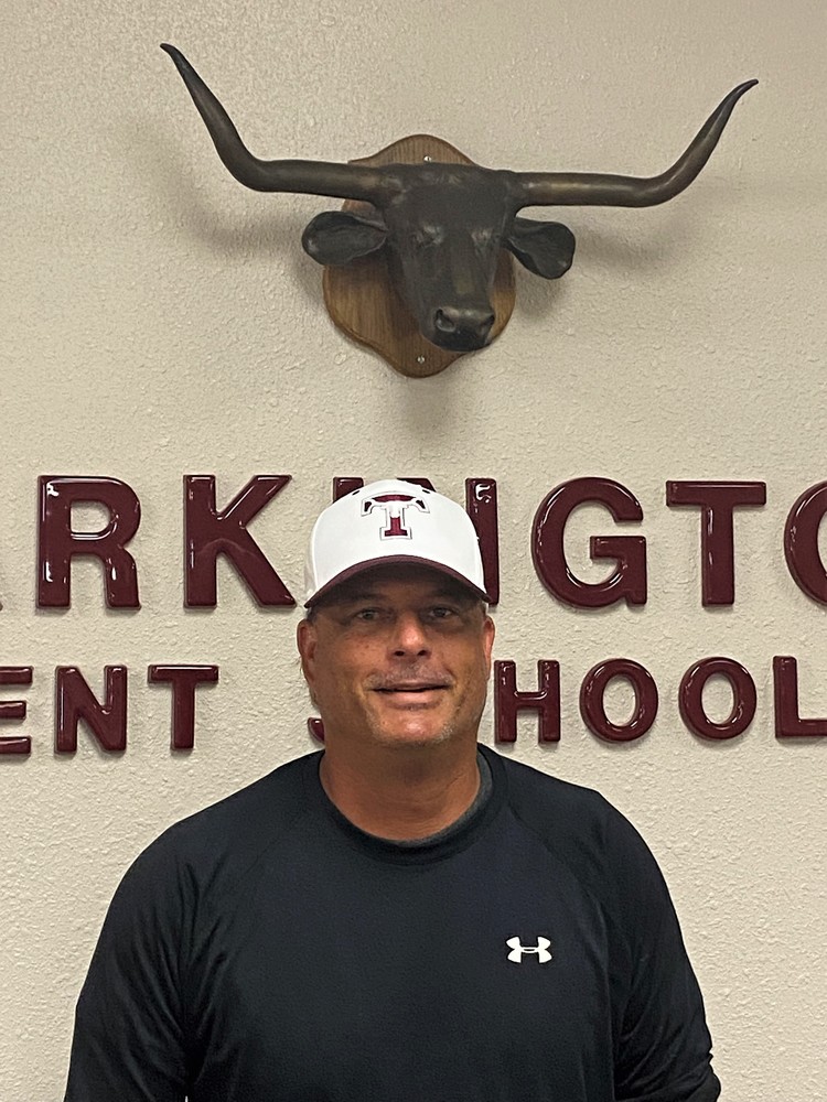 Coach Landon Hessler